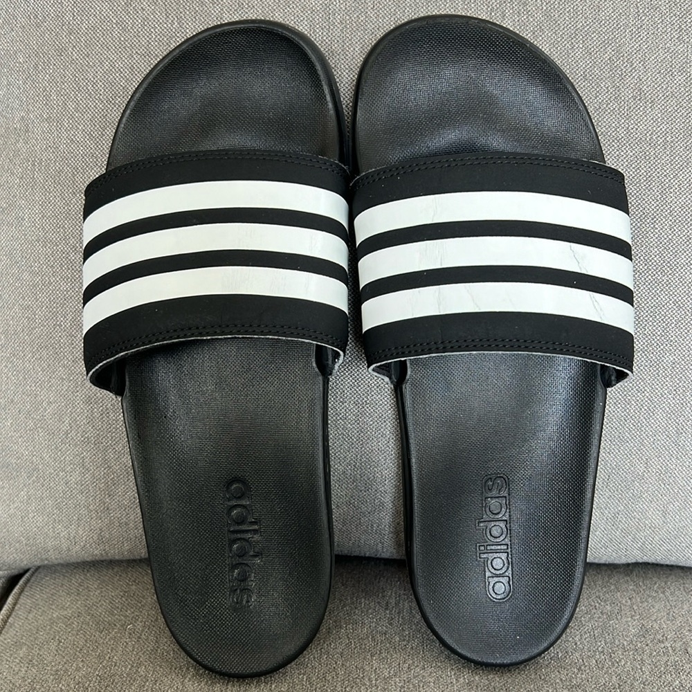 adidas black/white sandals